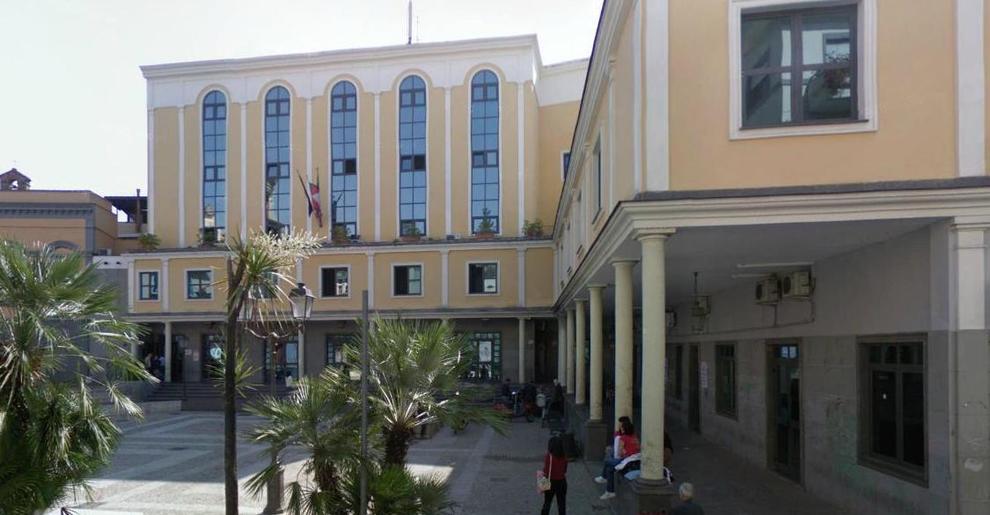 Frattamaggiore, Covid-19: primo tampone positivo per un consigliere comunale