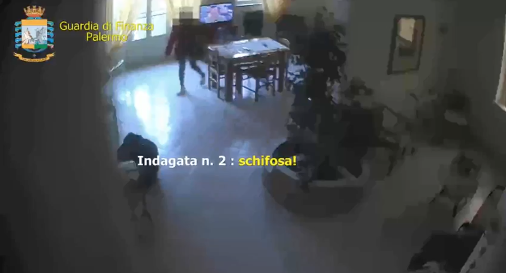 “Schifosa, non si tocca”. Casa di riposo horror. Il video di quello che facevano agli anziani