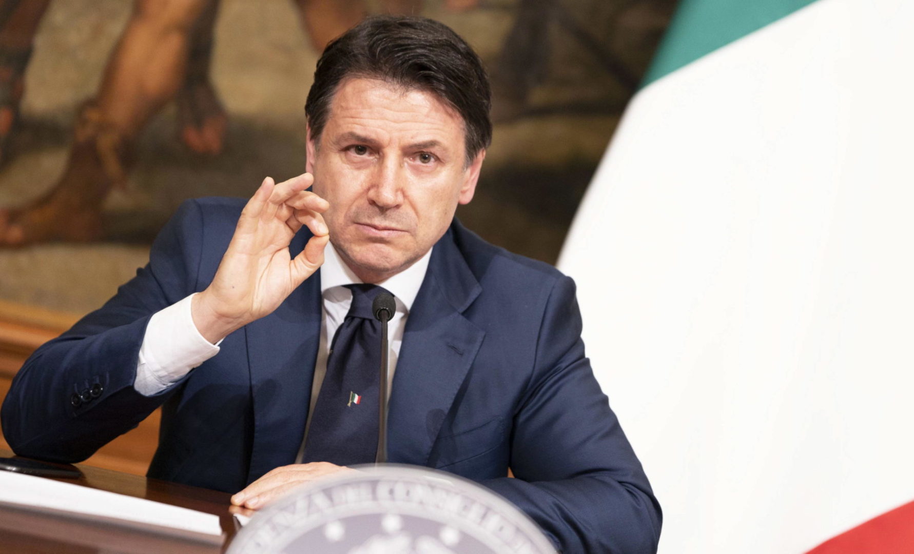 Coronavirus, Conte stoppa De Luca sulla chiusura confini e si dichiara pronto alla Fase 2