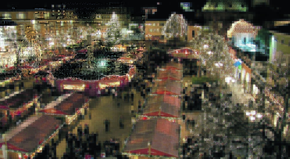 Festività sobrie e con i parenti stretti. Il piano del Governo per il Natale degli Italiani