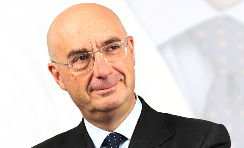 Forza Italia, affondo di Paolo Russo contro Caldoro: “Ha fatto un patto di desistenza con De Luca”