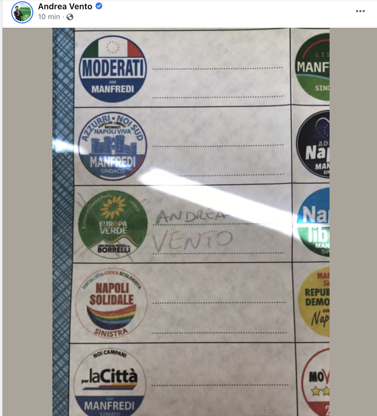 Comunali Napoli, noto imprenditore pubblica scheda elettorale segnata