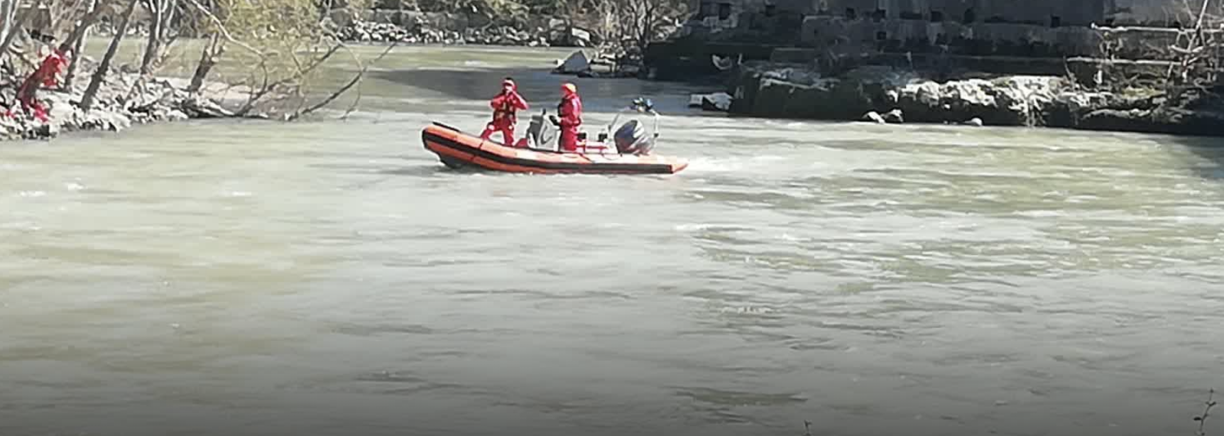 Tragedia di Natale, uccide la moglie e la getta nel fiume