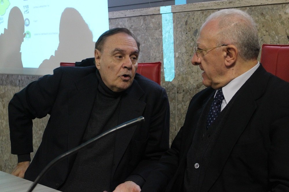 I mal di pancia di Mastella contro De Luca per le nomine Asl