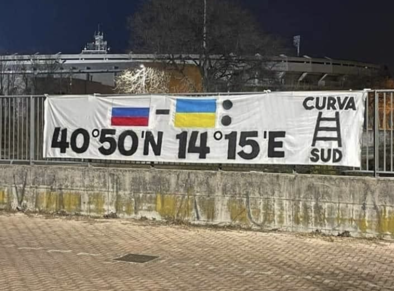 Lo slogan, gli opinionisti, l’Ipocrisia