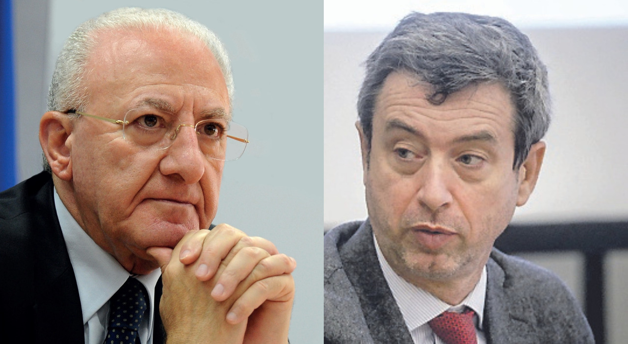 De Luca e i 4 consiglieri orlandiani: la guerra tra i dem in Regione Campania
