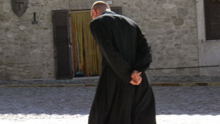 Denunciato finto prete a Ottaviano