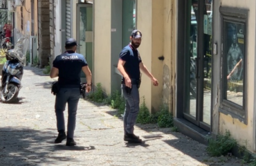 Due sorelle ustionate con l'acido a Napoli
