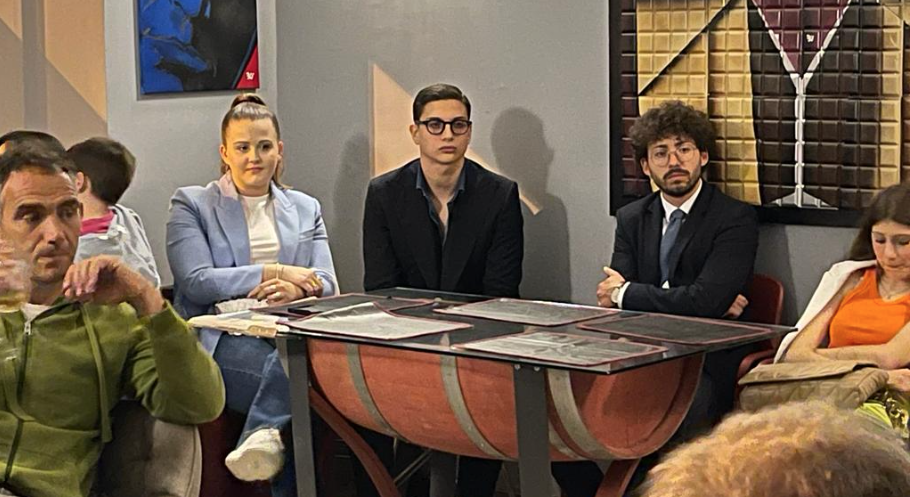 Mattia Grandi