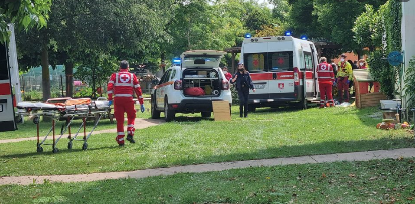 Ustionati sei bambini durante le prove della recita