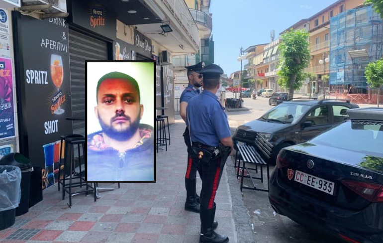 Spara a dei ragazzi fuori un bar di Qualiano