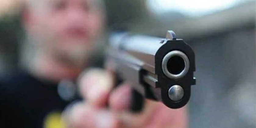21enne ferito a colpi d'arma da fuoco a Napoli