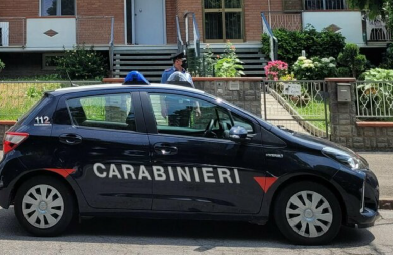 Bimbo grave a Modena