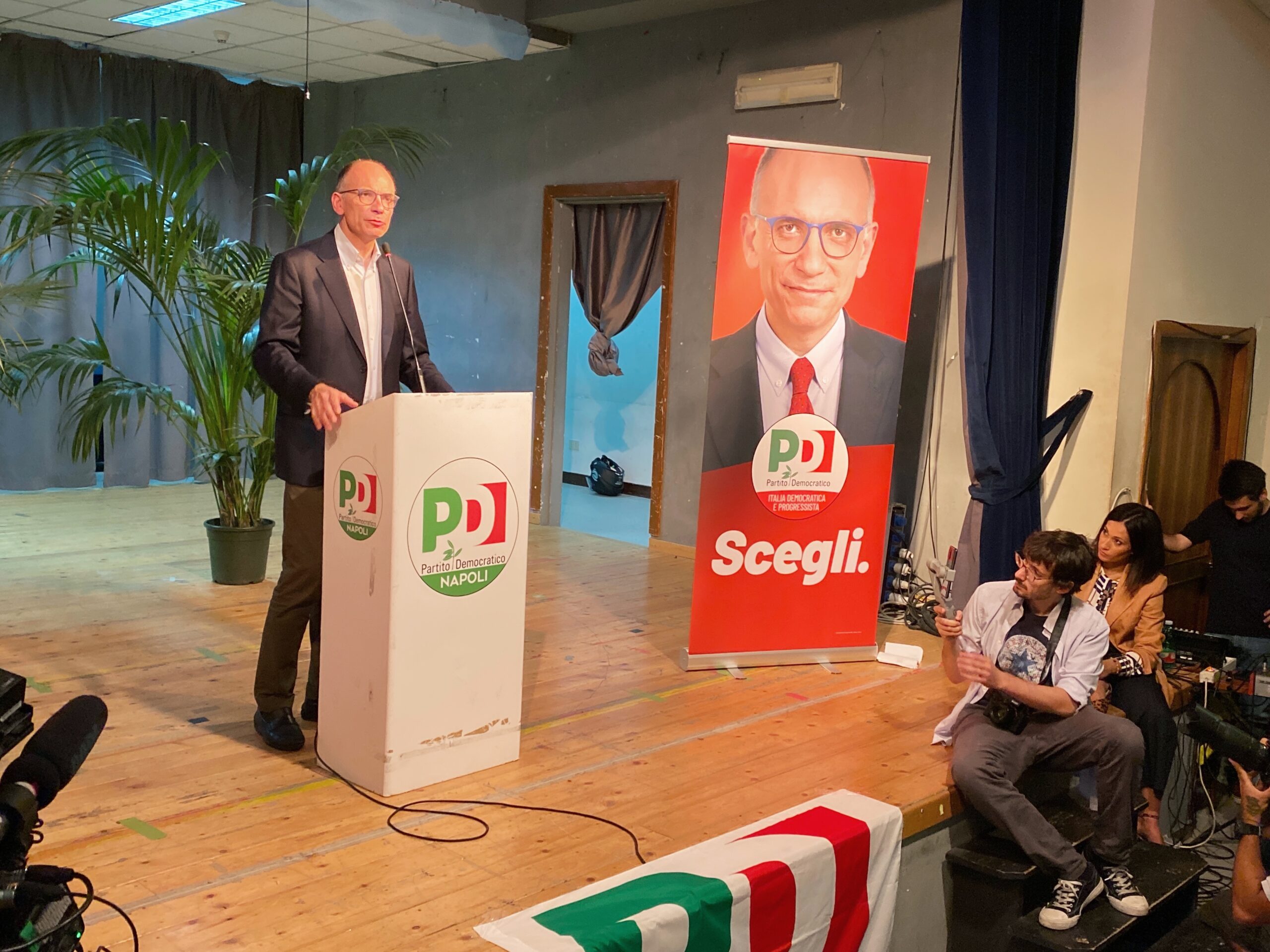 Il Pd di Portici accoglie i big della politica nazionale, Letta:”Dimostriamo che il Mezzogiorno ce la fa”