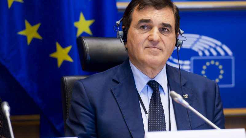 Anche Aldo Patriciello scappa da Forza Italia: pronto l’ingresso in Azione