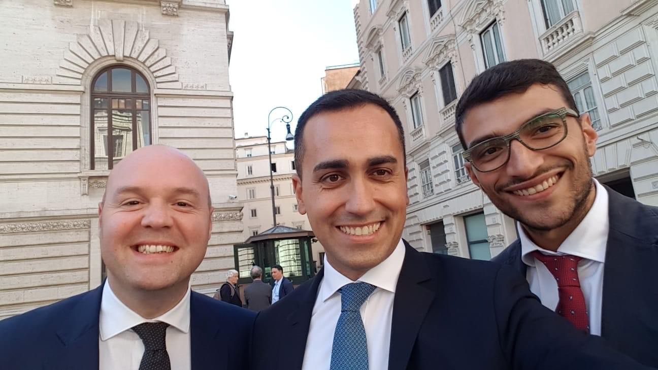 Schiaffo del Pd a Conte: il sindaco dem revoca il vicesindaco grillino e nomina al suo posto il fedelissimo di Di Maio