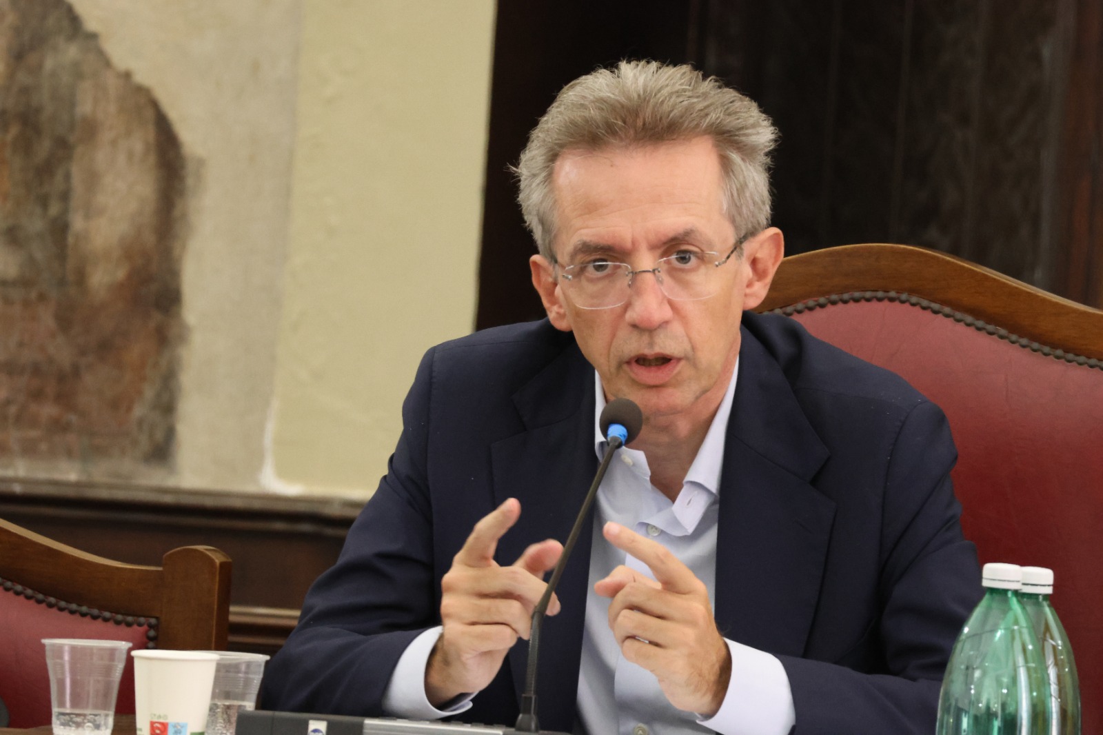 Gaetano Manfredi non rinnoverà, il sindaco di Napoli “non è percepito dal popolo”