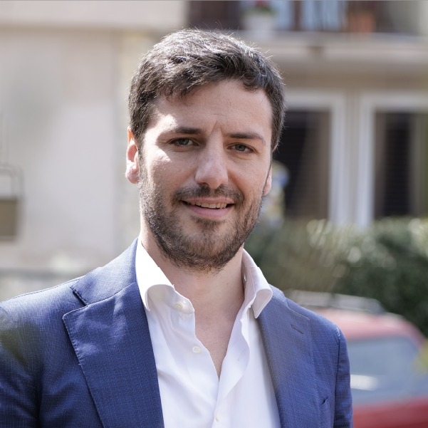 Corruzione a Palma Campania, arrestato il sindaco Nello Donnarumma