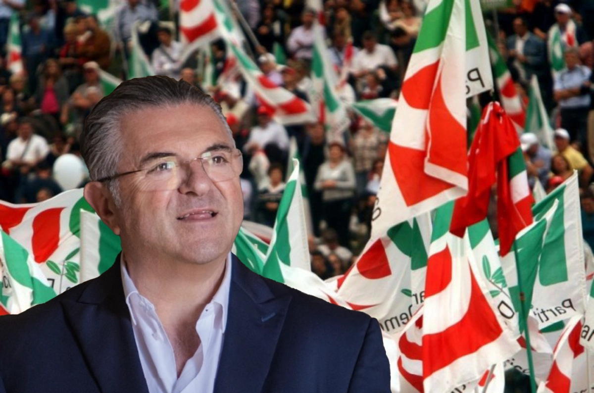 Il sindaco di Capaccio Paestum Franco Alfieri sospeso dal Pd