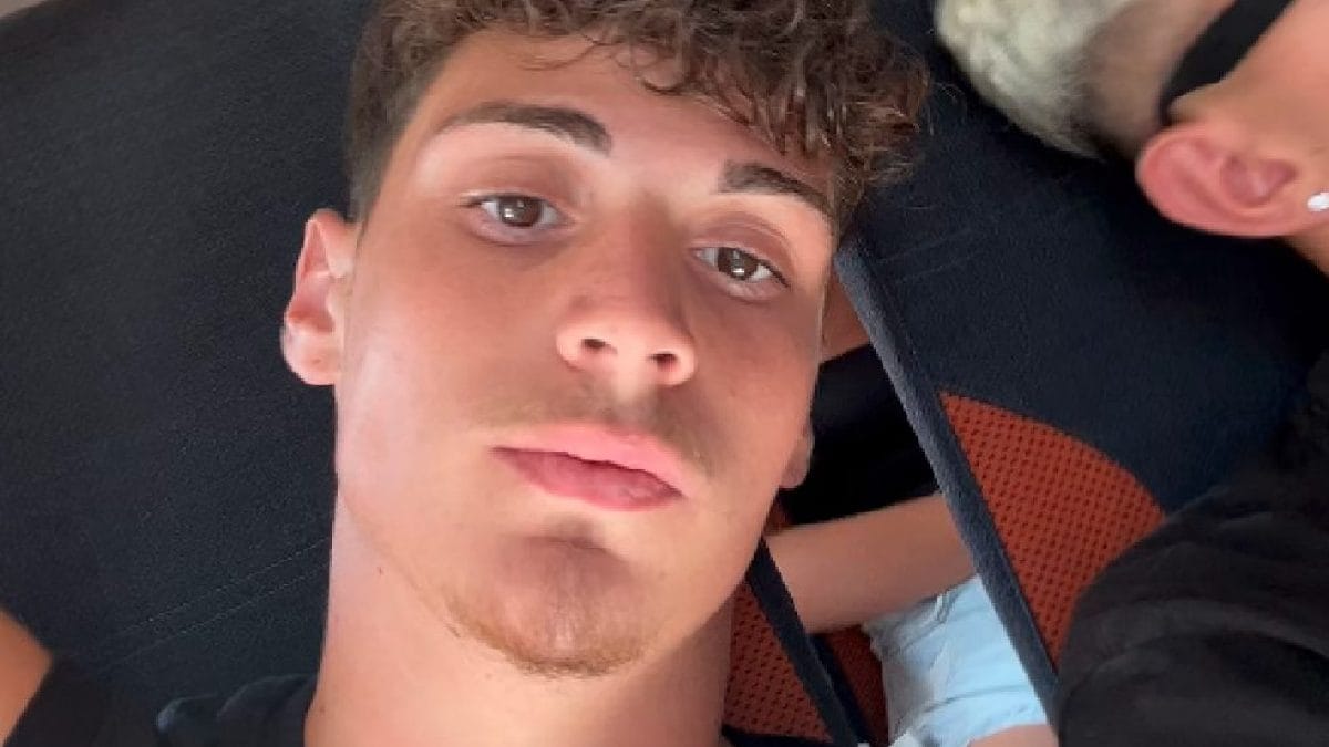 Omicidio Santo Romano, la pistola “presa dagli “zingari” e il giro a Chiaia dopo l’uccisione