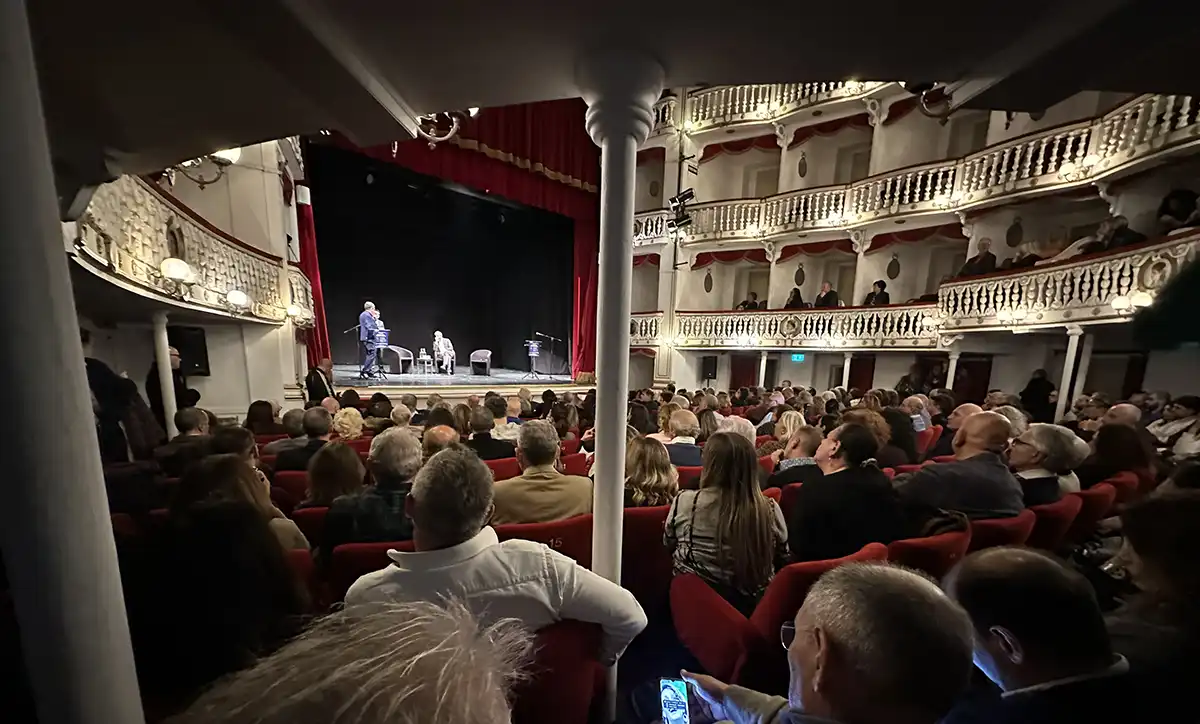 La storia del Teatro Sannazaro