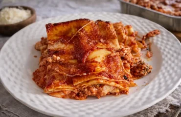 Un piatto di lasagna napoletana