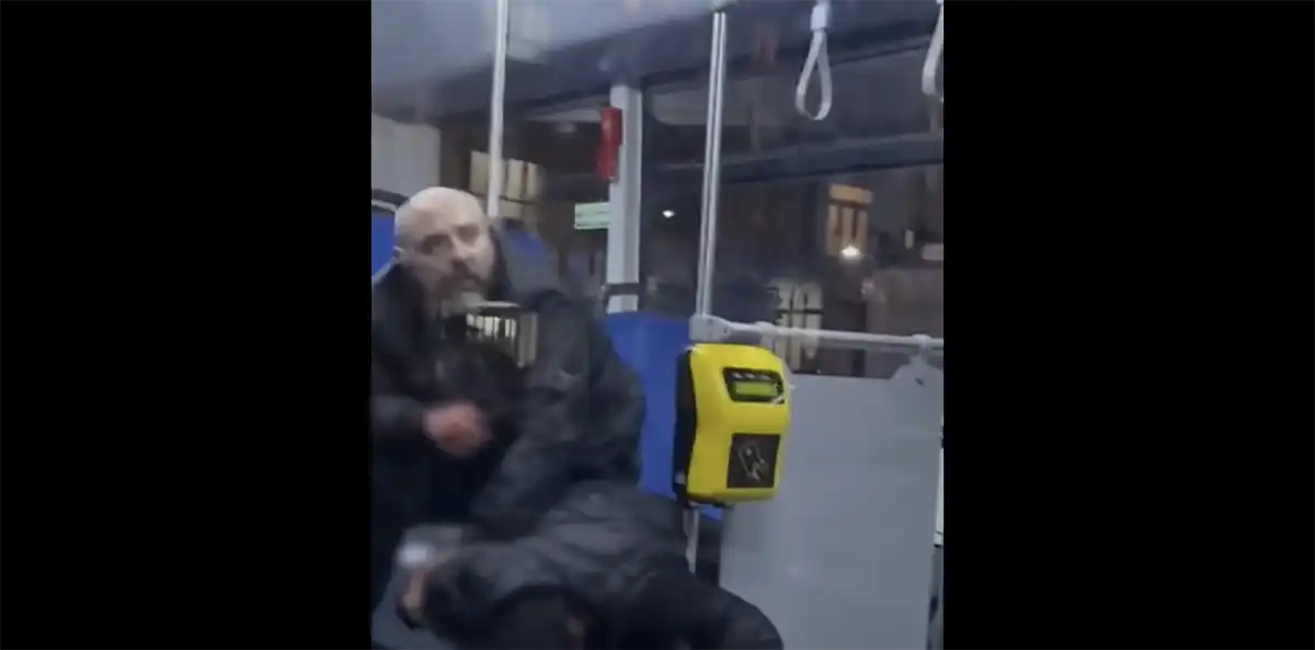L'uomo armato sul bus al Vomero che ha aggredito la giovane avvocato