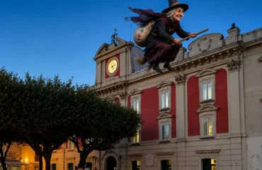 La befana che vola sul comune di Marigliano