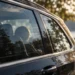 romena dimentica la figlia in auto di 7 anni